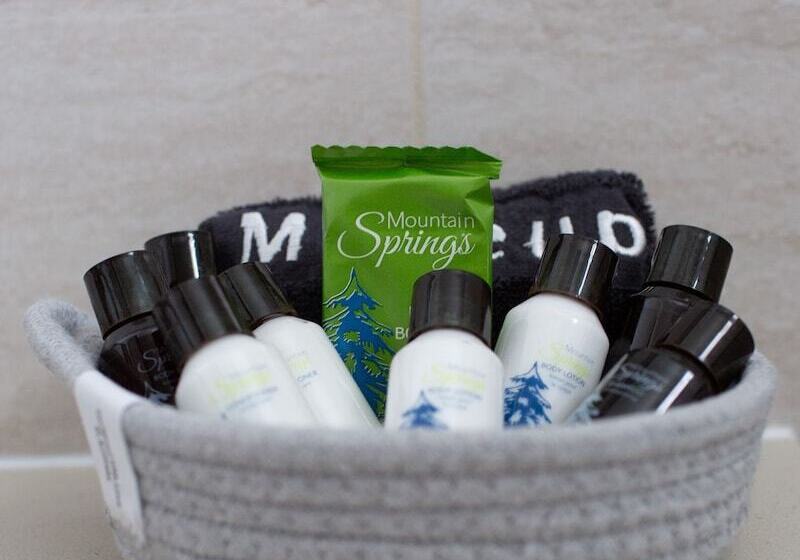 חדר דלוקס, Pine Lodge