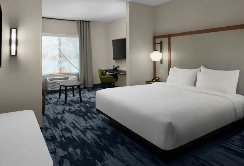 キングサイドベッドのスタンダードワンルーム, Fairfield By Marriott Inn & Suites Winters Davis
