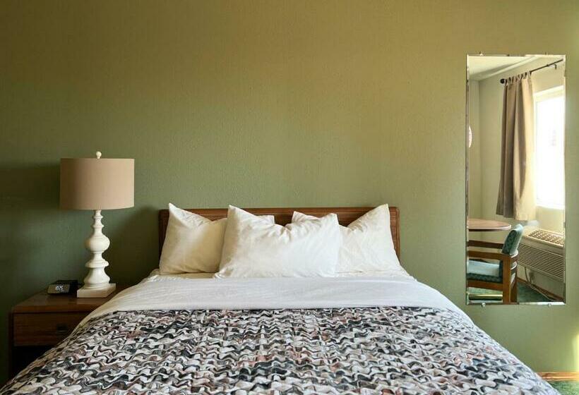 غرفة قياسية, The Trail Inn   Sutton, Nebraska   Us 6 Hwy