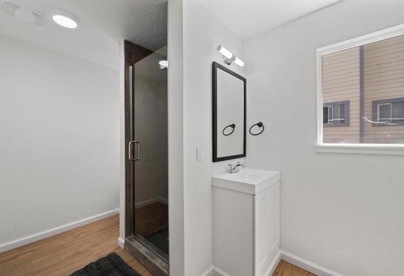 חדר סטנדרט, Adventure Lodge