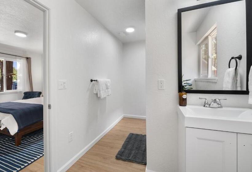 חדר סטנדרט, Adventure Lodge