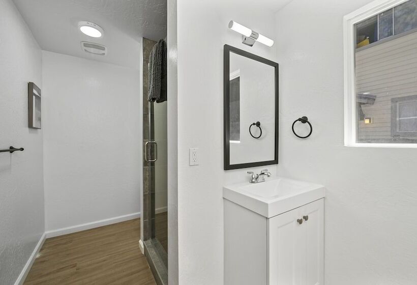 חדר סטנדרט, Adventure Lodge