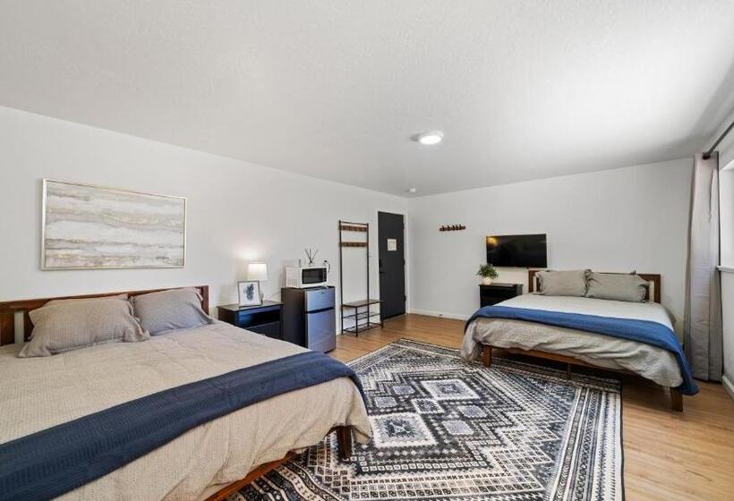 סוויטה, Adventure Lodge