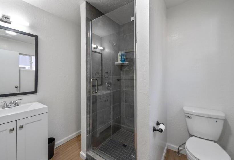 חדר סטנדרט, Adventure Lodge