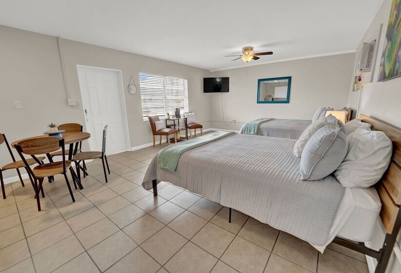 スタンダードルーム, Sea Foam Suites