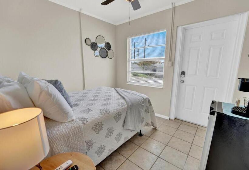 ベーシックルーム, Sea Foam Suites