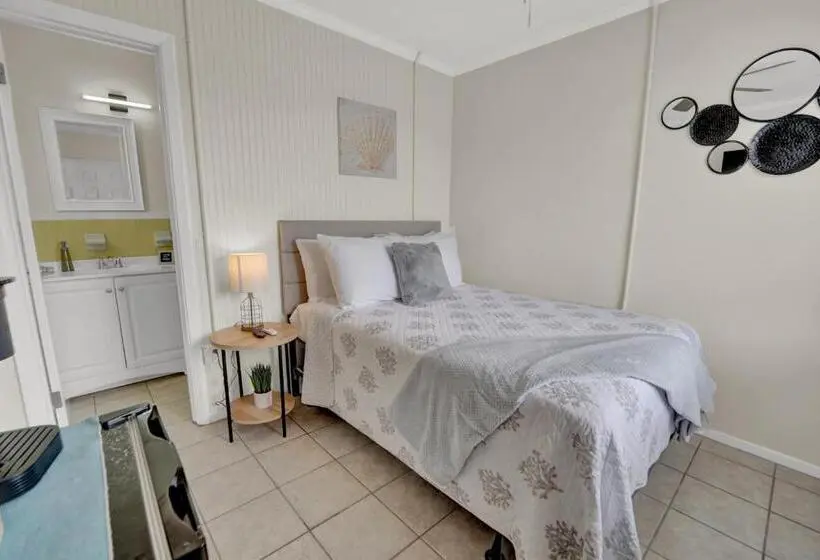 ベーシックルーム, Sea Foam Suites