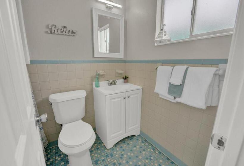 Студия Стандарт, Sea Foam Suites