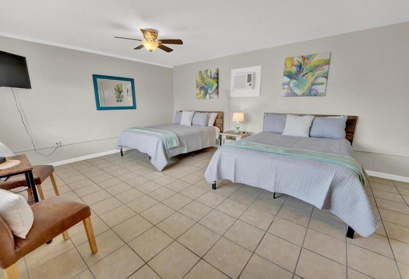 デラックスルーム, Sea Foam Suites