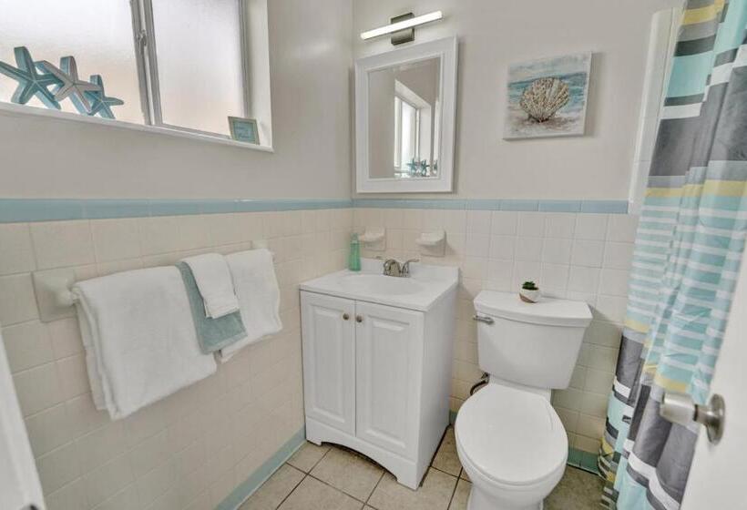 デラックスルーム, Sea Foam Suites