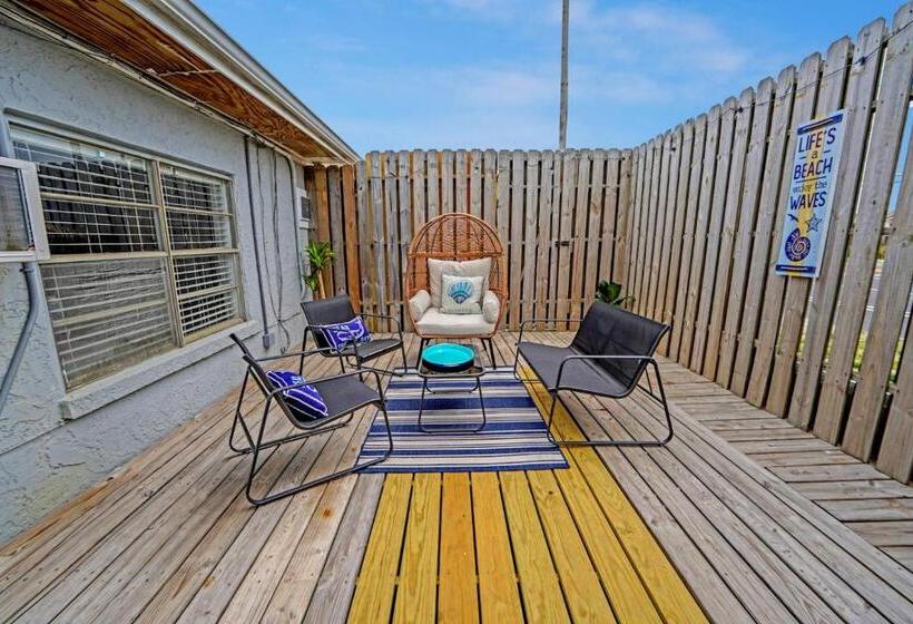 スタンダードインサイドビュールーム, Sea Foam Suites