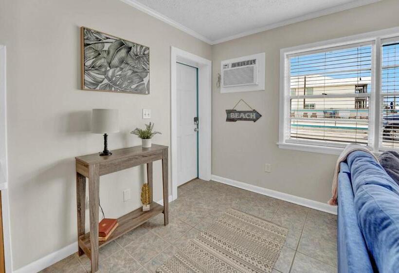 スタンダードインサイドビュールーム, Sea Foam Suites