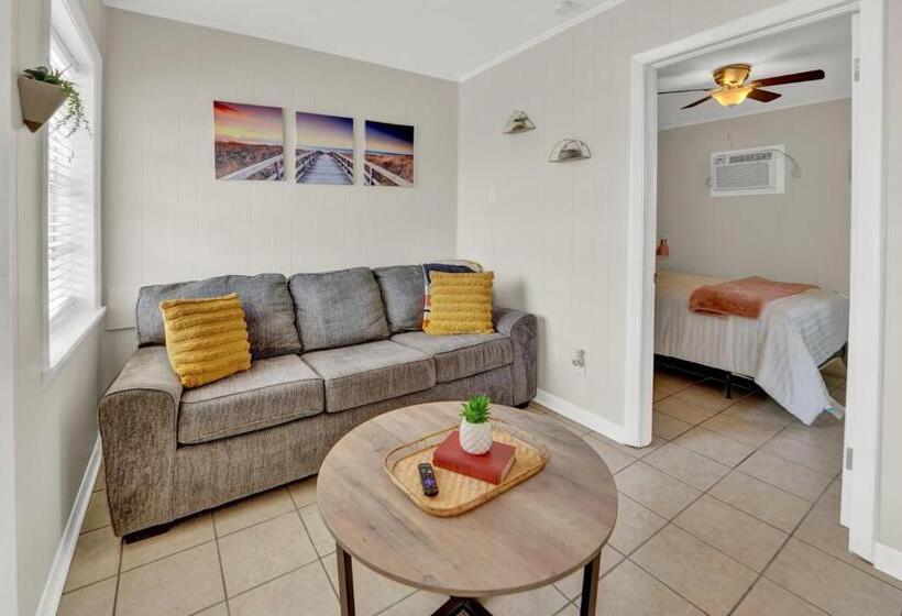 デラックスルーム, Sea Foam Suites