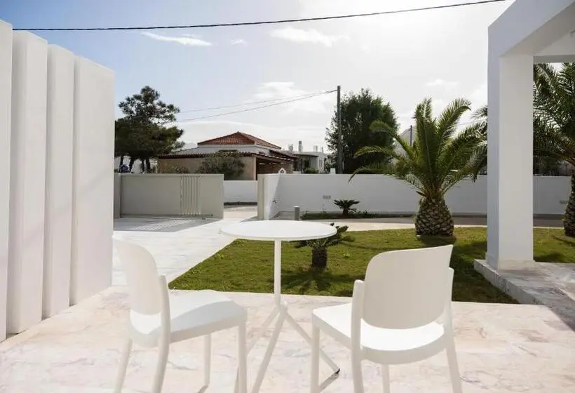 اتاق استاندارد با چشم‌انداز باغ, Tzanis Resort