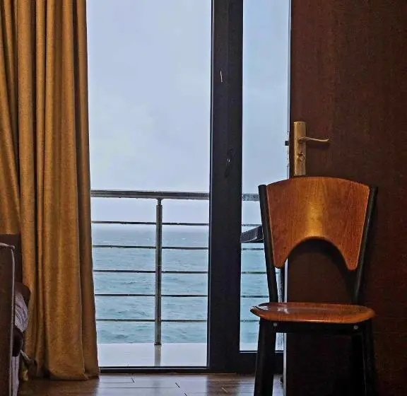 Triple Room Sea View, Iveria Beach