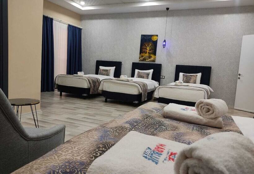 اتاق استاندارد چهار تخته, Marblue