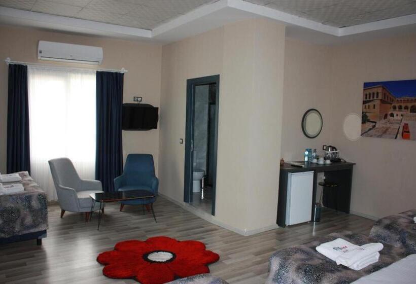 اتاق خانوادگی, Marblue