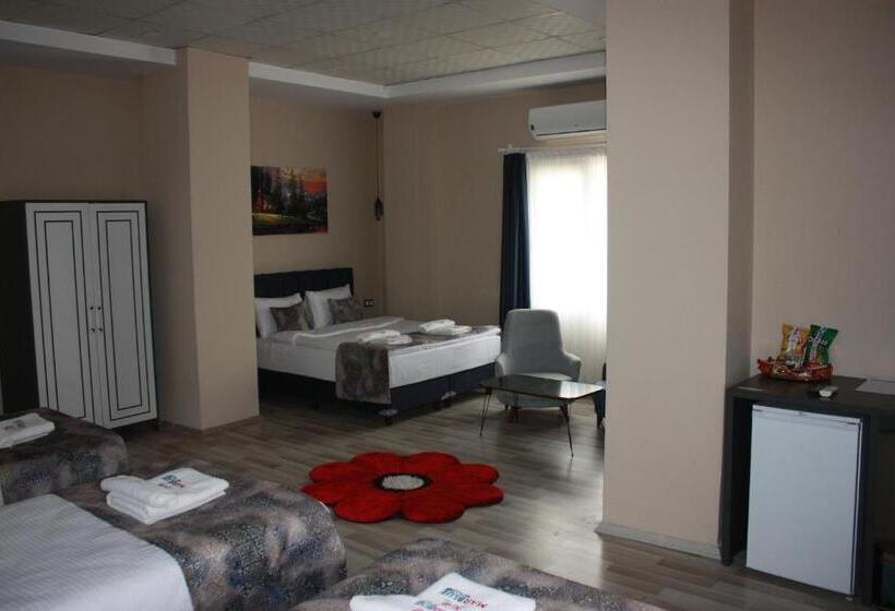 اتاق خانوادگی, Marblue