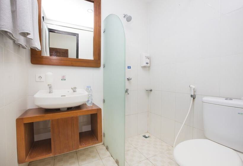 חדר סופריור, Assalaam Syariah