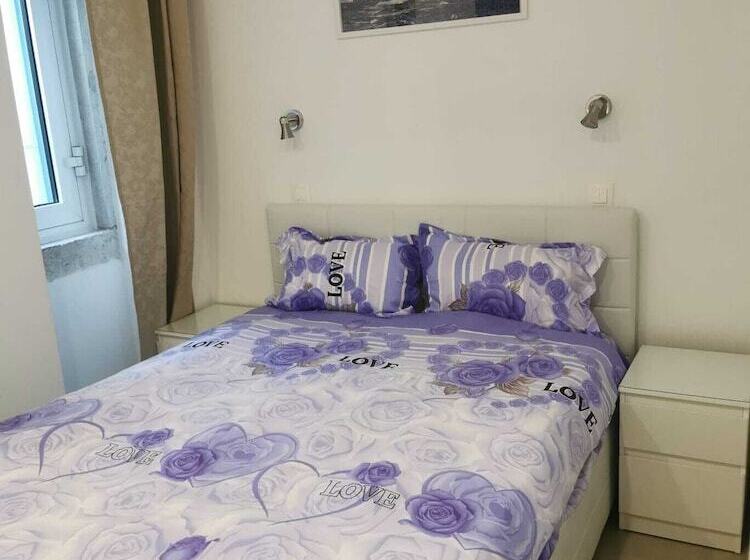 اتاق استاندارد, City Inn