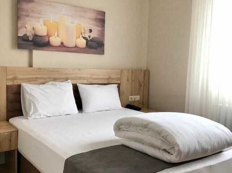 经济房, Savsat Kosk Otel