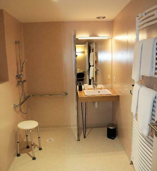 스탠다드 룸, Logis Hôtel Restaurant L Argence