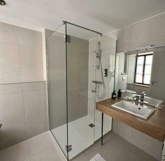 디럭스 룸, Logis Hôtel Restaurant L Argence