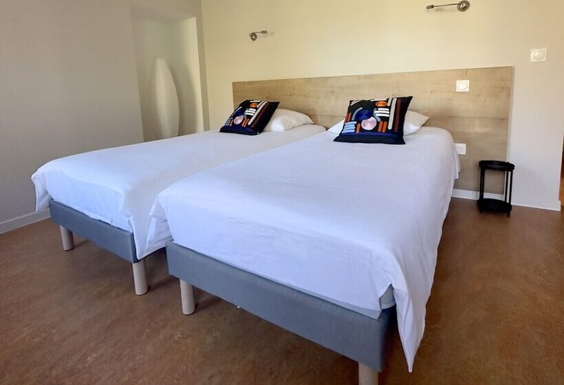 디럭스 룸, Logis Hôtel Restaurant L Argence