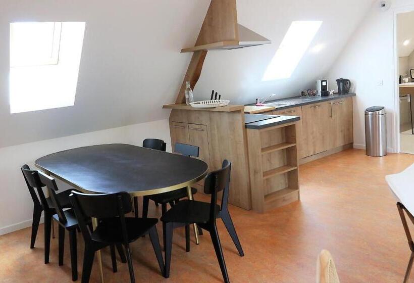 침실 2개 아파트, Logis Hôtel Restaurant L Argence