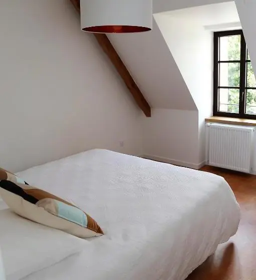 ２ベッドルームアパートメント, Logis Hôtel Restaurant L Argence