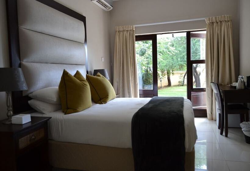 اتاق لوکس, The Capital Guest House