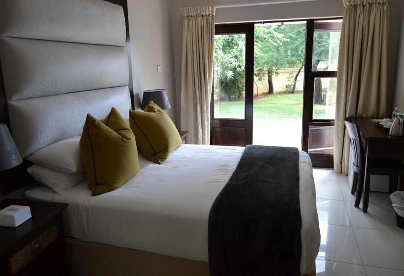 اتاق لوکس, The Capital Guest House