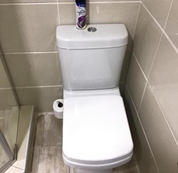 اتاق استاندارد, The Capital Guest House