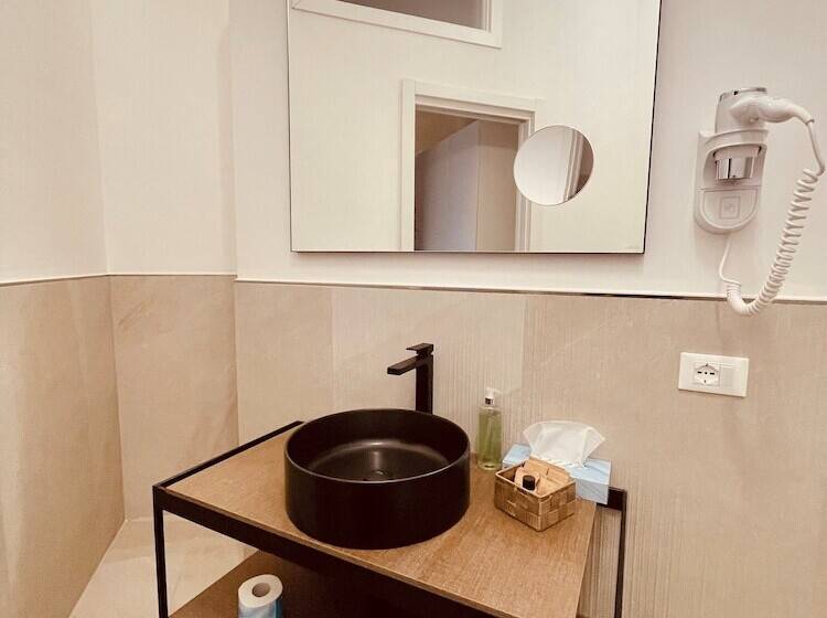 标准间, Trevi Rome Suite