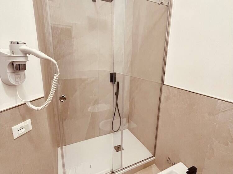 标准间, Trevi Rome Suite