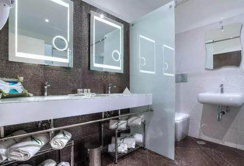 سوییت اجرایی, Trevi Rome Suite