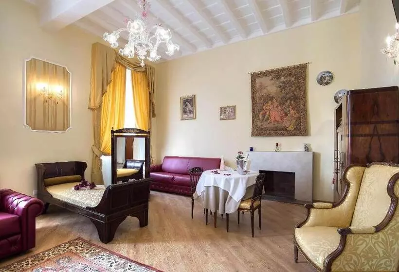 سوییت اجرایی, Trevi Rome Suite