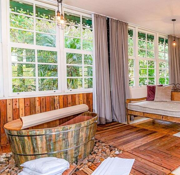 디럭스 주니어 스위트, Confraria Colonial Hotel Boutique