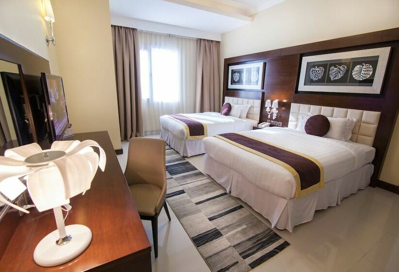 غرفة قياسية مطلة على المدينة, Premier