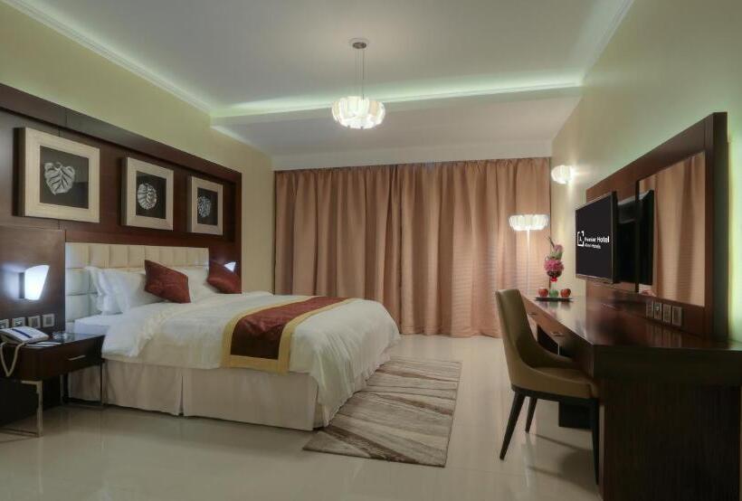 غرفة قياسية مطلة على المدينة, Premier