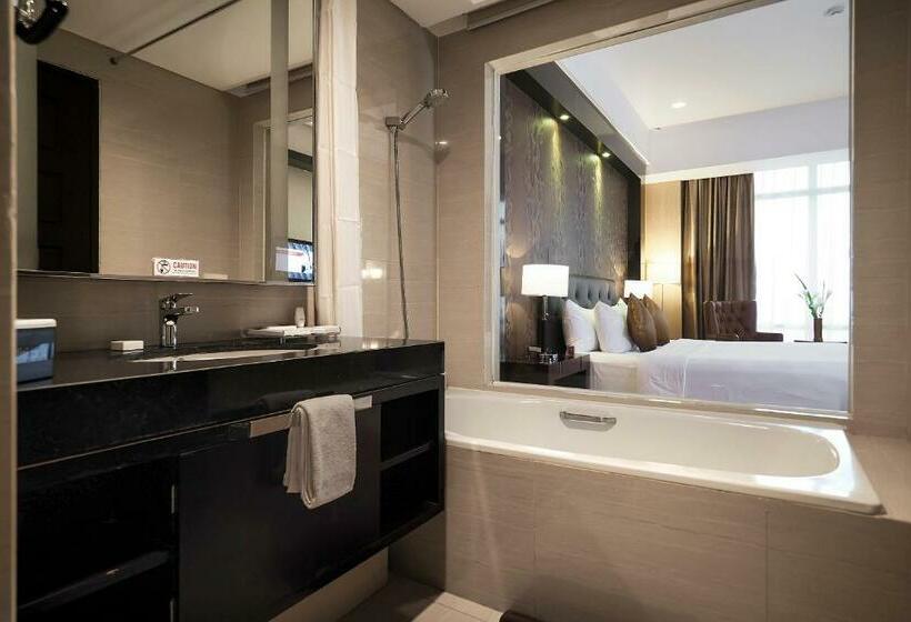 Номер Executive Кровать Кинг, Grand Mercure Solo Baru