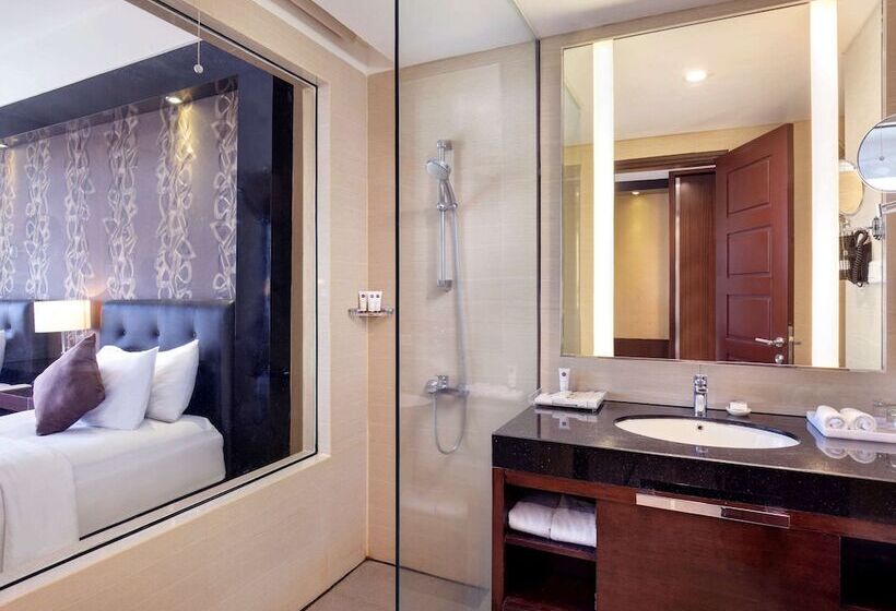 이그제큐티브 룸, Grand Mercure Solo Baru