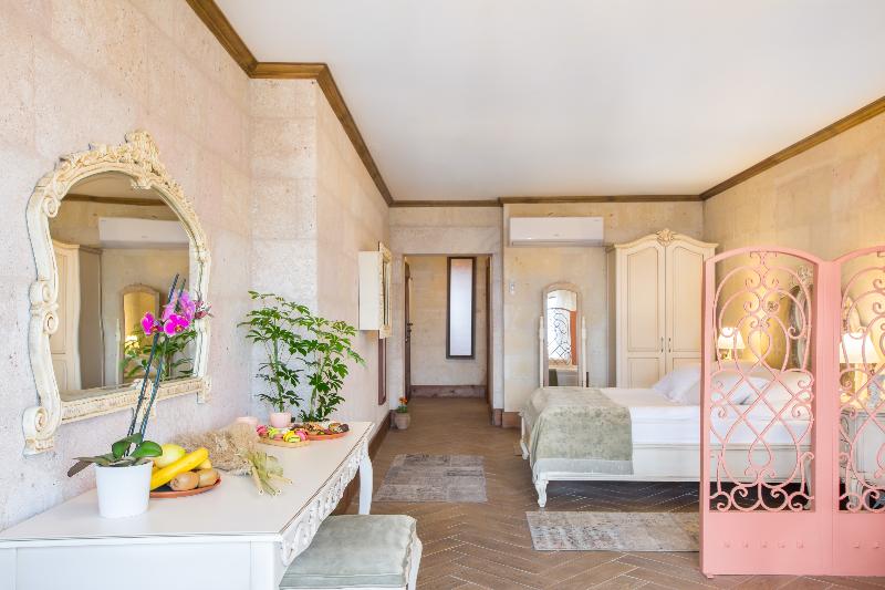 带大床的套房, Cappadocia Minia Cave