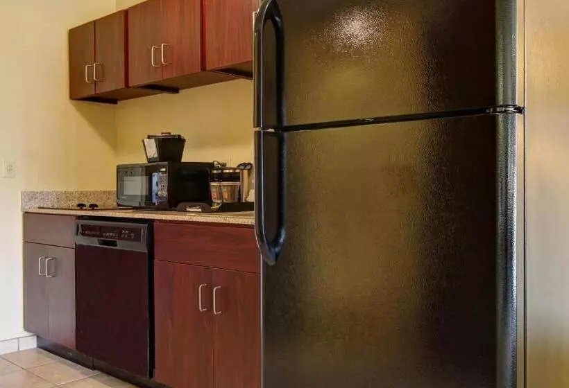 スイート, Cobblestone Inn & Suites Linton
