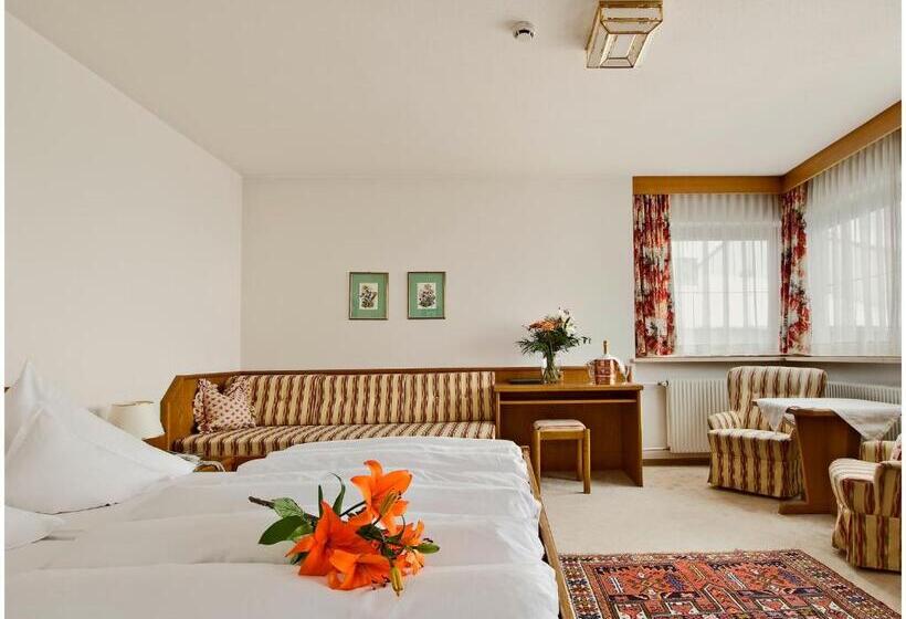Трехместный Номер Deluxe, Quality Hosts Arlberg Hotel Garni Mössmer