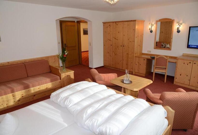 Трехместный Номер Deluxe, Quality Hosts Arlberg Hotel Garni Mössmer