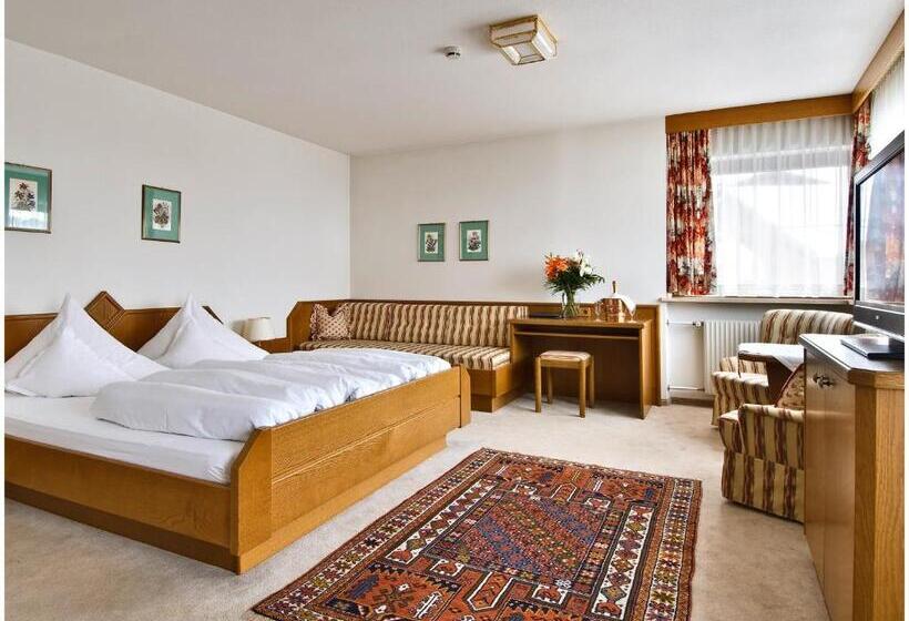 Трехместный Номер Deluxe, Quality Hosts Arlberg Hotel Garni Mössmer