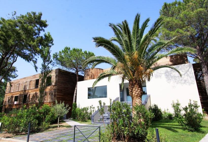 اتاق استاندارد, Hôtel & Lodges Moby Dick