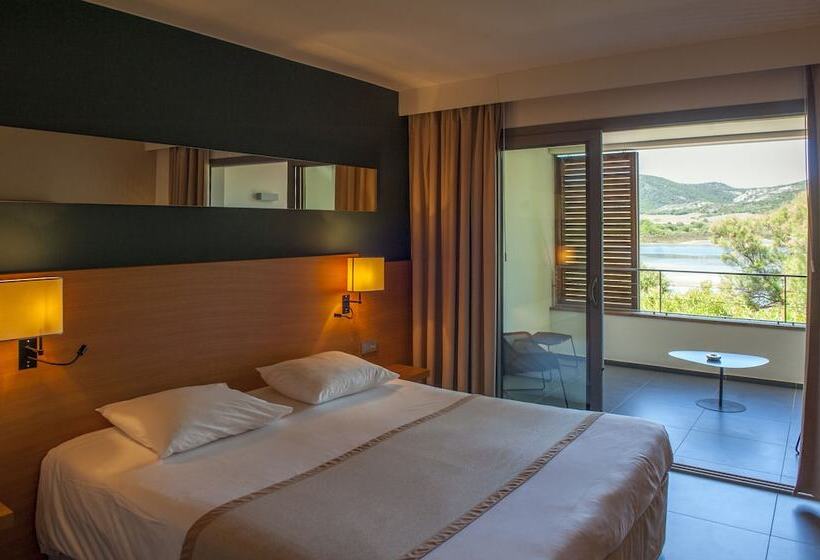 اتاق استاندارد, Hôtel & Lodges Moby Dick