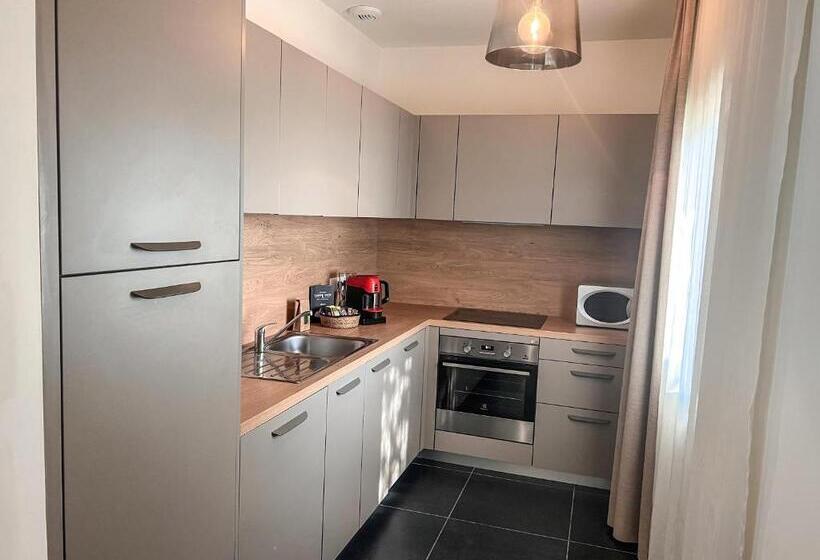 خانه 1 خوابه, Hôtel & Lodges Moby Dick